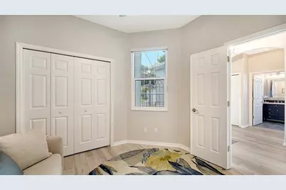 4444 Edinbridge Circle #121, Sarasota, FL 34235 - Photo 9