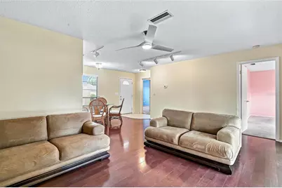 3189 Glen Elyn Boulevard #3, Sarasota, FL 34237 - Photo 13