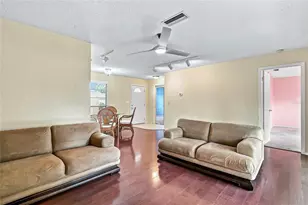 3189 Glen Elyn Blvd, Sarasota, FL 34237 - Photo 13