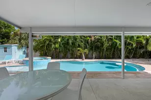 406 Bay Palms Dr, Holmes Beach, FL 34217 - Photo 27