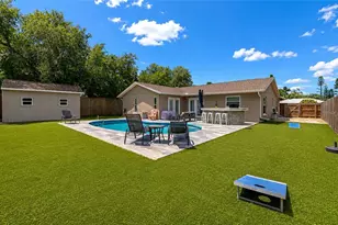2861 Indianwood Dr, Sarasota, FL 34232 - Photo 23