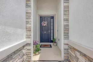 2108 Midnight Pearl Dr, Sarasota, FL 34240 - Photo 5