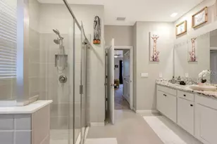 2108 Midnight Pearl Dr, Sarasota, FL 34240 - Photo 29