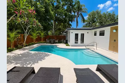 4460 Emerald Ridge Drive, Sarasota, FL 34233 - Photo 5