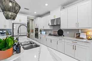 9297 Tequila Sunrise Dr, Sarasota, FL 34241 - Photo 25