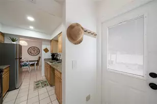 643 Mobile Rd, Venice, FL 34293 - Photo 13