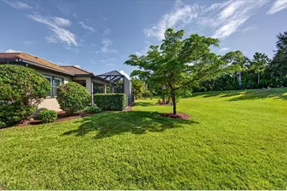 17210 Seaford Way, Lakewood Ranch, FL 34202 - Photo 35
