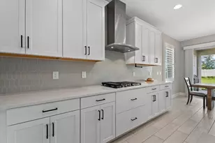 17668 Savory Mist Cir, Bradenton, FL 34211 - Photo 11
