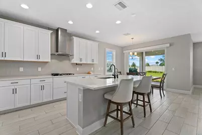 17668 Savory Mist Circle, Bradenton, FL 34211 - Photo 9