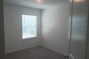 8607 Tropical Aire Ln, Parrish, FL 34219 - Photo 11