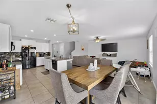 10022 Rose Petal Pl, Riverview, FL 33578 - Photo 17
