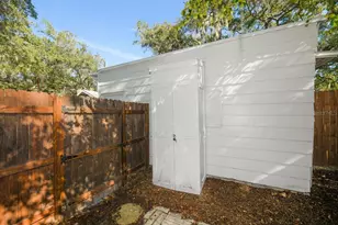 1230 35th St, Sarasota, FL 34234 - Photo 35