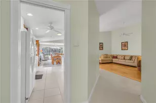 8012 Camminare Dr, Sarasota, FL 34238 - Photo 13