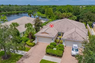 8012 Camminare Dr, Sarasota, FL 34238 - Photo 3