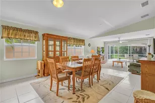 8012 Camminare Dr, Sarasota, FL 34238 - Photo 19