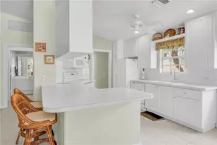 8012 Camminare Dr, Sarasota, FL 34238 - Photo 21