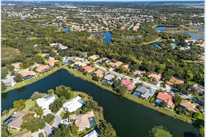 8455 Woodbriar Drive, Sarasota, FL 34238 - Photo 5