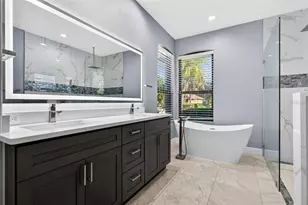 8455 Woodbriar Dr, Sarasota, FL 34238 - Photo 35