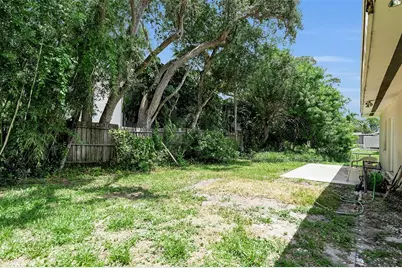 516 Laurel Road W, Nokomis, FL 34275 - Photo 31