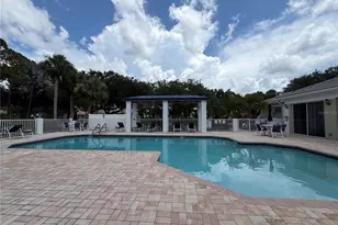 880 Chalmers Dr, Venice, FL 34293 - Photo 11