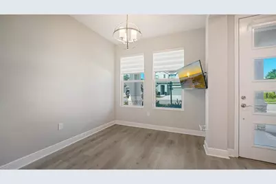 2546 Fireflag Lane, Sarasota, FL 34232 - Photo 9