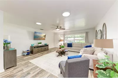 1214 21st Street W, Bradenton, FL 34205 - Photo 9