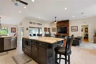 586 Oak Bay Dr, Osprey, FL 34229 - Photo 11