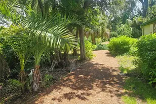 1720 Glenhouse Dr, Sarasota, FL 34231 - Photo 31