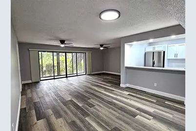 1720 Glenhouse Drive #328, Sarasota, FL 34231 - Photo 3