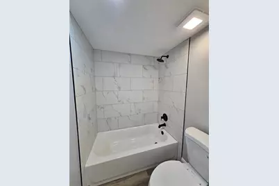 1720 Glenhouse Drive #328, Sarasota, FL 34231 - Photo 13