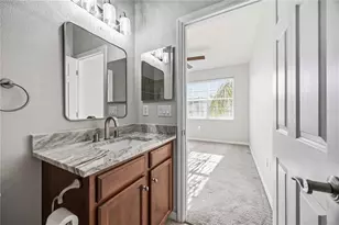 7927 Limestone Ln, Sarasota, FL 34233 - Photo 21