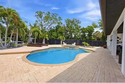829 Idlewild Way, Sarasota, FL 34242 - Photo 57