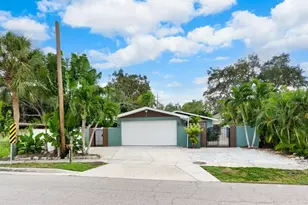 2598 Wood St, Sarasota, FL 34237 - Photo 1