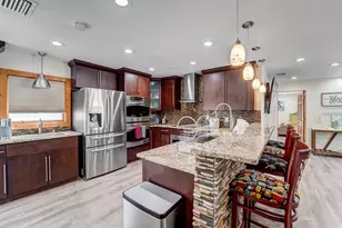 2598 Wood St, Sarasota, FL 34237 - Photo 31
