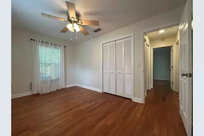 1915 51st Avenue E, Bradenton, FL 34203 - Photo 17