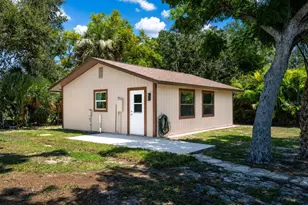 2331 Mission Valley Blvd, Nokomis, FL 34275 - Photo 3