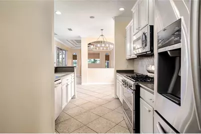 8910 Stone Harbour Loop, Bradenton, FL 34212 - Photo 9