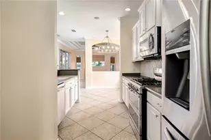 8910 Stone Harbour Loop, Bradenton, FL 34212 - Photo 9