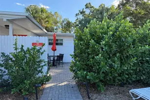 828 S Tuttle Ave, Sarasota, FL 34237 - Photo 13