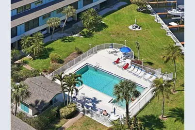 9604 Cortez Road W #414, Bradenton, FL 34210 - Photo 5