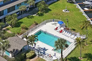 9604 Cortez Rd W, Bradenton, FL 34210 - Photo 5