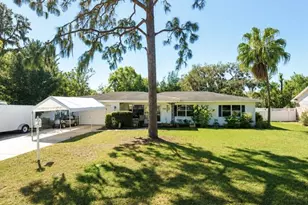 605 Beverly Dr, Brandon, FL 33510 - Photo 1