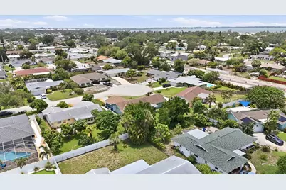 7402 13th Avenue W, Bradenton, FL 34209 - Photo 45