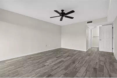 204 3rd Street W #103, Bradenton, FL 34205 - Photo 17