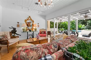 1722 North Dr, Sarasota, FL 34239 - Photo 17