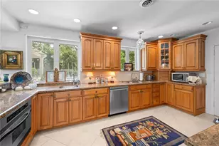 1722 North Dr, Sarasota, FL 34239 - Photo 13