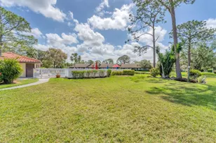 5264 Lake Village Dr, Sarasota, FL 34235 - Photo 25