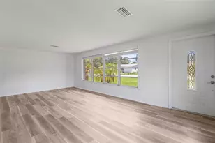 4875 Northwood Ave, Sarasota, FL 34231 - Photo 15
