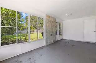 4875 Northwood Ave, Sarasota, FL 34231 - Photo 33