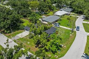 4875 Northwood Ave, Sarasota, FL 34231 - Photo 45